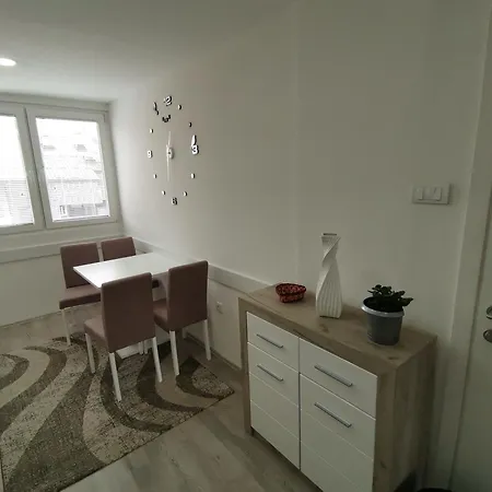 Apartment Fantastik